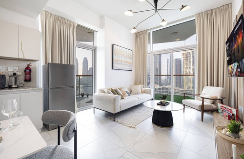 Business Bay Apartment | Luxury Apartment with Panoramic Burj Khalifa & Canal Views and Pool Access