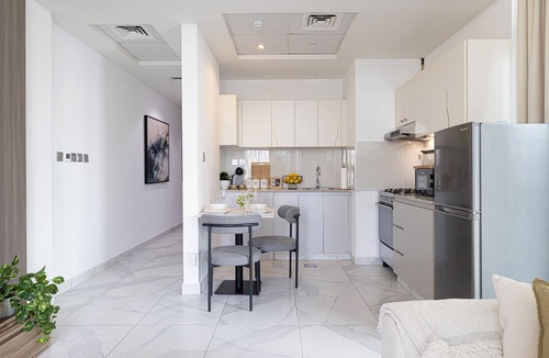 Business Bay Apartment | Luxury Apartment with Panoramic Burj Khalifa & Canal Views and Pool Access