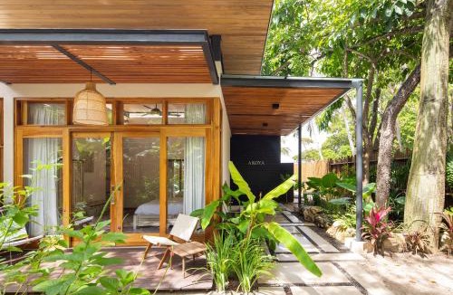 Carmen Villa | Luxury Beachfront Villa Akoya