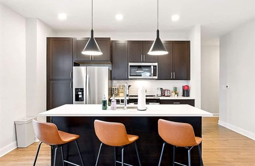 Italian Village Apartment | Luxury Italian Village | 3Bed | Pool, Gym, Parking, Patio