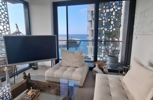 Muscat Apartment | Luxury marina view apartment in juman 2