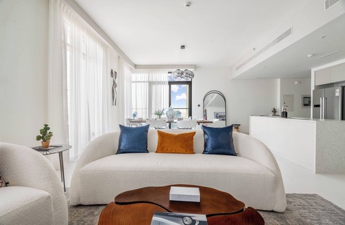 Dubai Marina Apartment | Luxury Penthouse Retreat - Private Beach, Breathtaking Palm and Marina Views