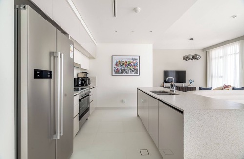 Dubai Marina Apartment | Luxury Penthouse Retreat - Private Beach, Breathtaking Palm and Marina Views