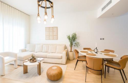 Abu Dhabi Villa | Luxury Retreat Villa on Yas Island- Licensed Holiday Home