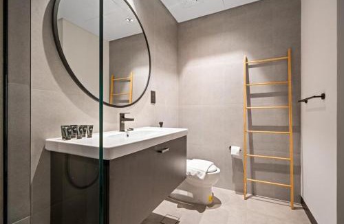 Business Bay Apartment | Luxury Studio Business Bay Short Stays Long Stays