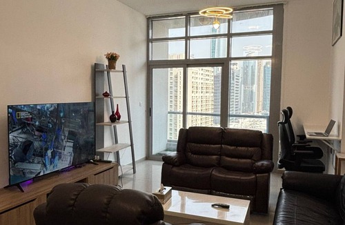 Jumeirah Beach Residence Hostel | Lyo hostel Marina Whraf 1