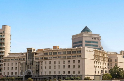 Bur Dubai Hotel | Mövenpick Hotel & Apartments Bur Dubai