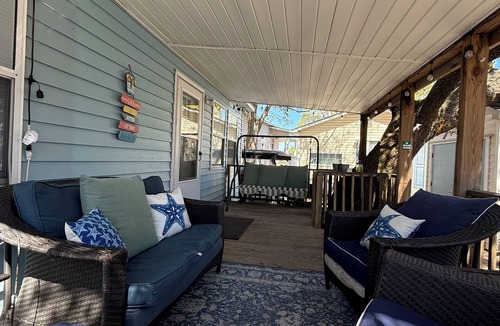 Myrtle Beach Cottage | M7 Starfish Hideaway 2-bedroom in Ocean Lakes close to Sandy Mart & Water Park!