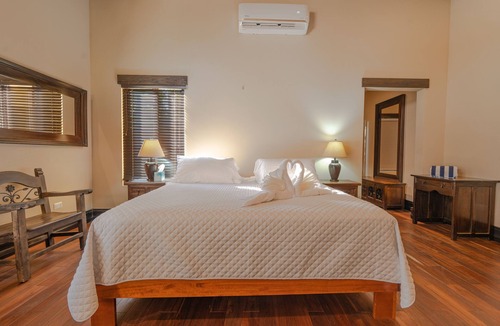 Ballena House | Magical sunset and ocean views! 4 en suites..