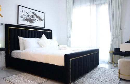 Masdar City Apartment | Masdar 1BR Haven - Serene Stylish Oasis Retreat