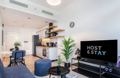 Dubai Apartment | Modern 1bed Haven in Dubai Hills