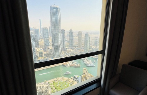 Dubai Marina Apartment | Modern 2BR with Sea View Shams 1 JBR
