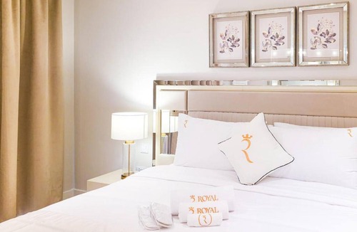 Saadiyat Cultural District Apartment | Modern 3BR with Maids Room - Luxe Seaside Retreat