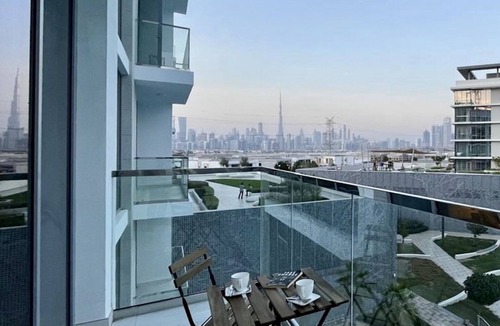 Dubai Apartment | Modern Family Retreat w/Dubai Skyline Views