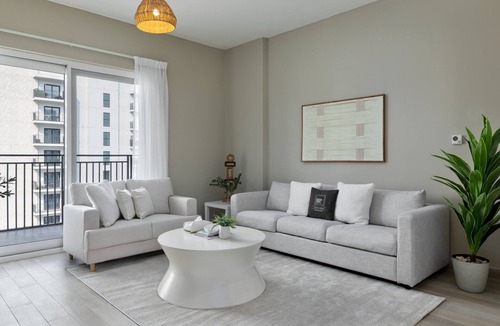 Abu Dhabi Apartment | Modern Hideaway w/Canal Views on Yas Island