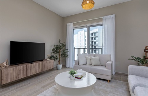 Abu Dhabi Apartment | Modern Hideaway w/Canal Views on Yas Island