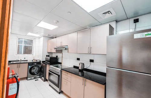 Al Danah Apartment | Modern Royal Home, Abu Dhabi