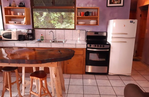 Monteverde House | MONTEVERDE - Comfy, well-equipped Cottage in woods with view!