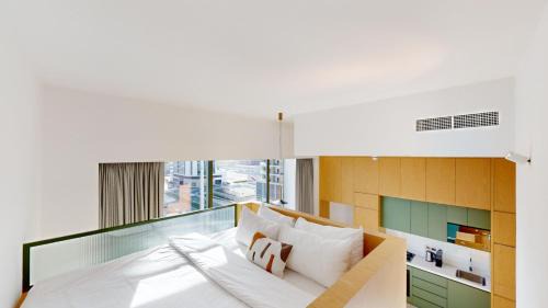 Al Satwa Apartment | Mood Living 22