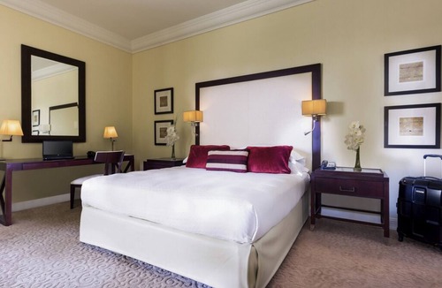 Garhoud Hotel | Movenpick Al Bustan | Premium Executive | 5-Star Comfort, Pool Time | 2 Units