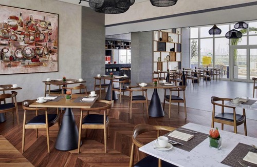 Jumeirah Village Triangle Hotel | Movenpick Jumeirah Village Triangle