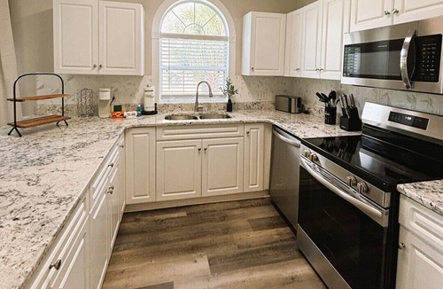 Central Myrtle Beach Condo | Myrtlewood Villas 4713-104