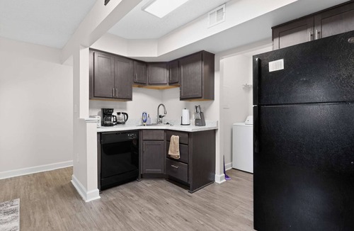 Columbia Apartment | New! Modern Comforts near USC & Riverwalk Trails