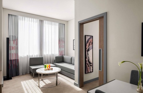 Bur Dubai Hotel | Novotel Bur Dubai