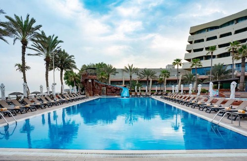 Beach & Coast Hotel | Occidental Sharjah Grand