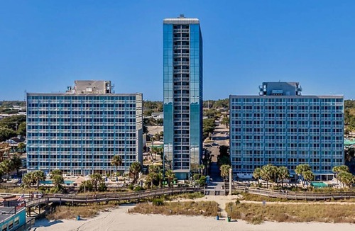 Downtown Myrtle Beach Condo | Ocean Front Resort and Unit - Myrtle Beach - 6/27 thru 7/5/26 - 8 Night Stay