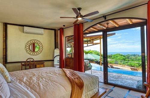 Dominicalito Villa | Ocean View Jungle Villa pool jacuzzi fibre optic near beaches concierge service