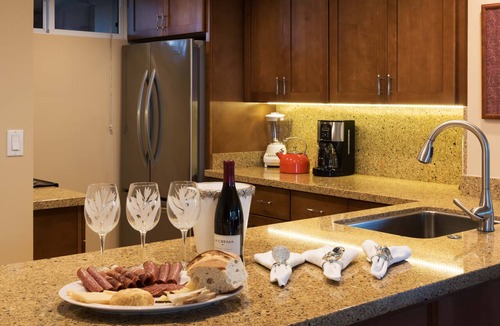 Honokowai Condo | Oceanfront Mahana Condo 1BR/1BA Sweeping Views Ac, Pool