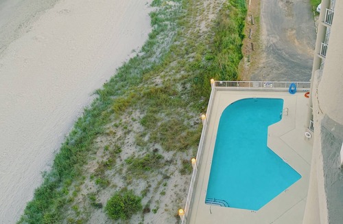 Garden City Condo | One Ocean Place 3 Bedroom, 3 bath, Ocean Front Condo.