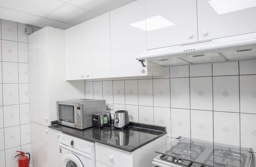 Dubai Marina Apartment | Opulent 2BR -1450 sqft fully furnished holiday home,closer to Dubai trade centre