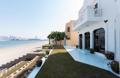Palm Jumeirah House | Palm Jumeirah - Property Advisers