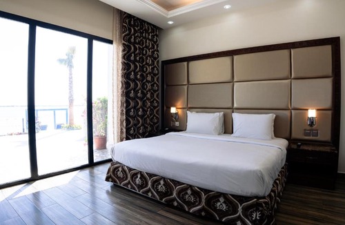 Umm al Quwain Hotel | Palma Beach Resort & Spa