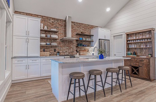 Saluda House | Palmetto Trailside Retreat