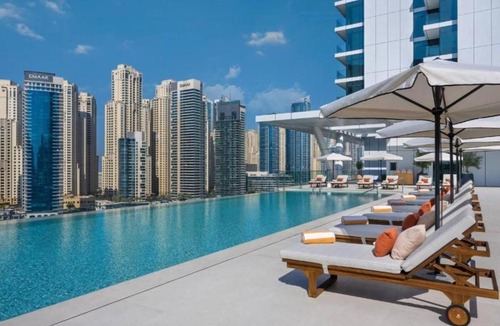 Dubai Marina Apartment | Panoramic Marina 1BR City Skyline Views with Balcony, Pool & Gym Access