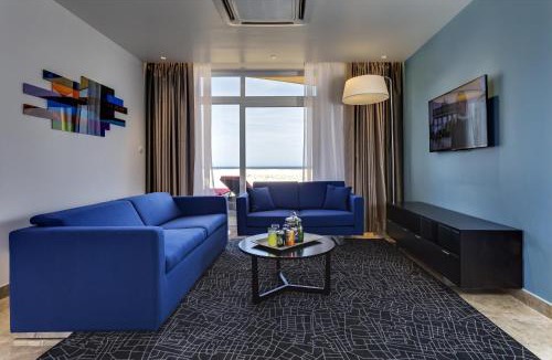 Duqm Hotel | Park Inn by Radisson Hotel and Residence Duqm