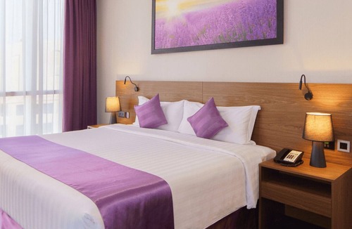 Downtown Dubai Hotel | Park Regis BB | Deluxe | Near Dubai Mall, Dubai Canal Promenade, Downtown