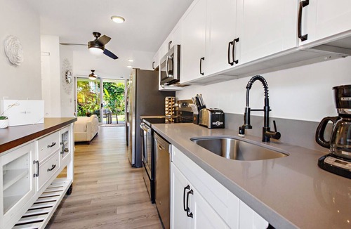 Napili Condo | Peaceful studio, garden lanai, perfect Maui escape