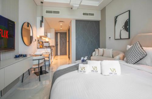 Al Barsha Apartment | Peaceful Studio with Resort Amenities Samana PV by Vibel