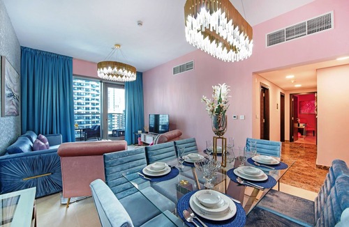 Jumeirah Beach Residence Apartment | Pelicanstay - Full Marina and Pool View