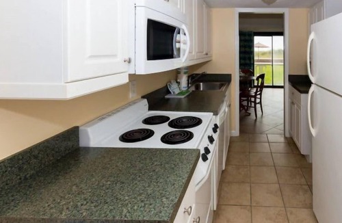 Ocean Drive Apartment | Peppertree By The Sea-1BRMU