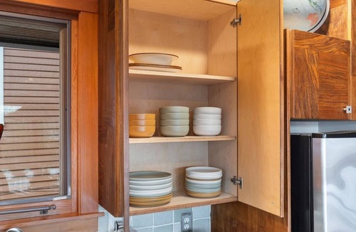 Lower Queen Anne House | Perch - Aloha View Retreat w/parking & Space Needle Glow!