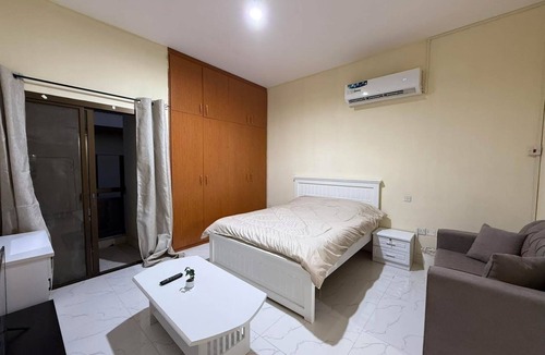 Abu Dhabi Villa | Perfect 1-bedroom villa with AC in charming Abu Dhabi