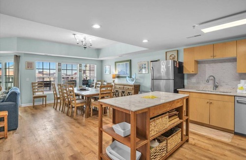 Cherry Grove Beach Condo | PierWatch II 102 | Second-row Six Bedroom Condo
