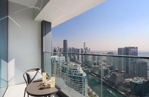 Jumeirah Beach Residence Apartment | Prime 1BR with Marina Views and Beach Access