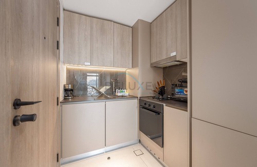 Jumeirah Village Apartment | Prime Location, Near Bus Stop, Steps from the Park, 20 Minutes to Dubai Marina