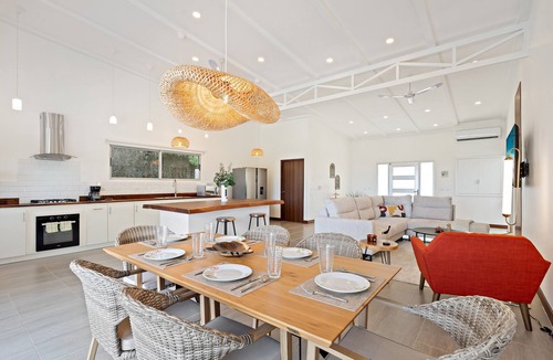 Coco House | Private Paradise: Ocean Views & Pool Hideaway in Playas del Coco